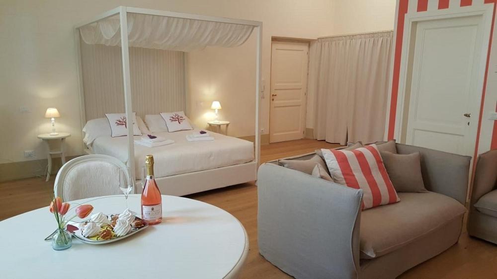 Rambaldi Apartments In Casa Nr 6 With Shared Terrace Bardolino Exteriér fotografie