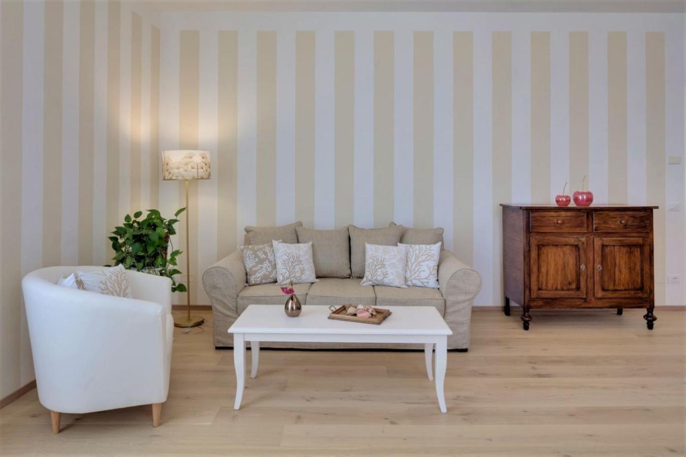 Rambaldi Apartments In Casa Nr 6 With Shared Terrace Bardolino Exteriér fotografie